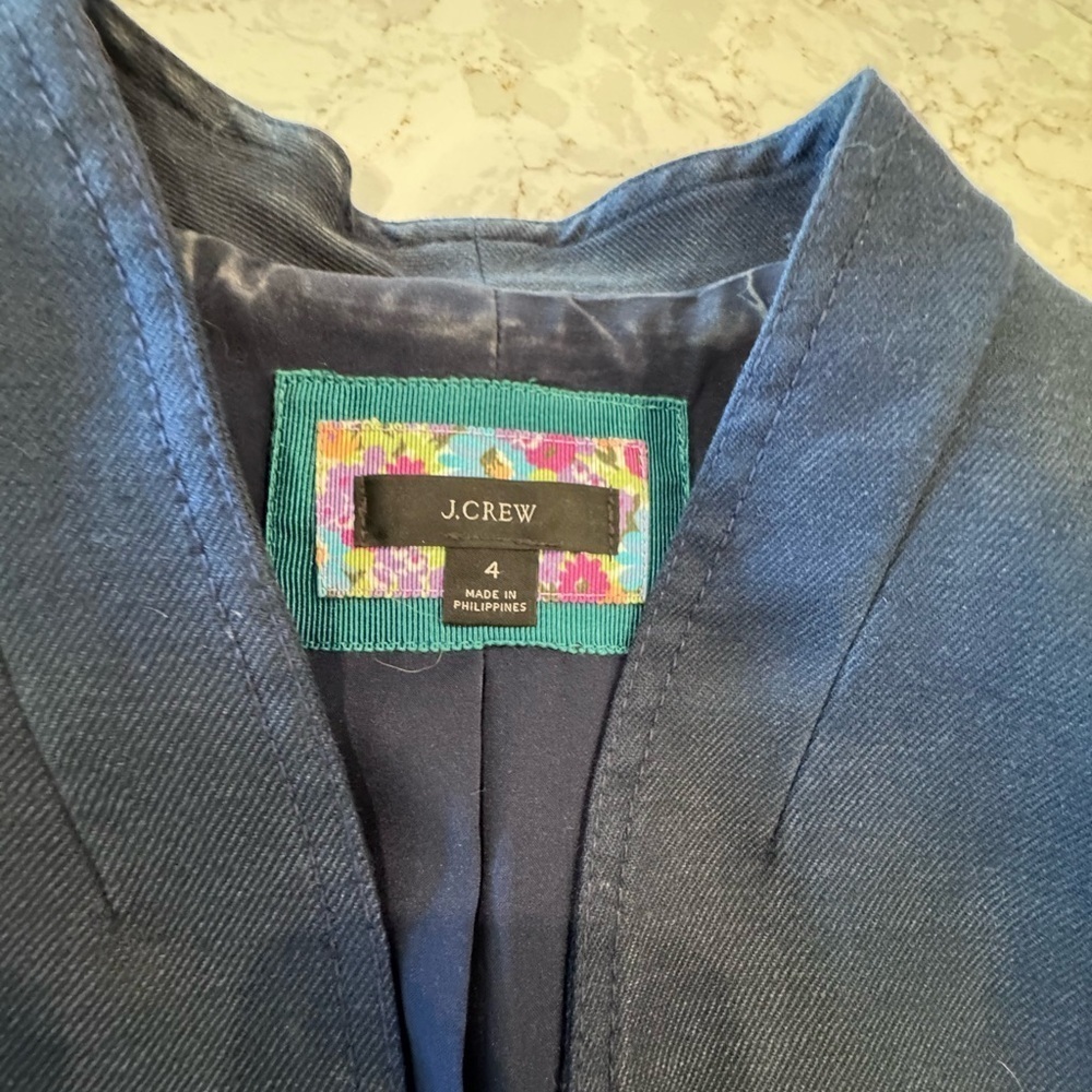 J Crew, size 4, Navy Blue Blazer - Picture 4 of 9